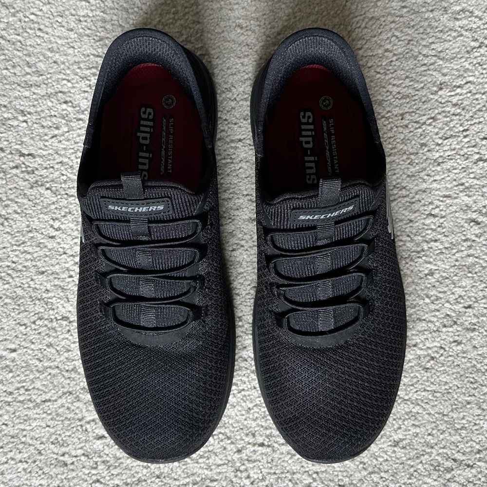 Skechers Slip-in Footwear Size 8.5 wide